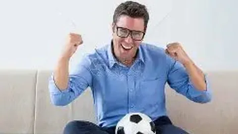 中方要求美方停止误导国际舆论，摒弃对华恶意攻击与施压。